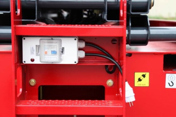 Magni ES1212E Electric, 12m Working Height, 320kg Capaci MAGNI ES1212E Electric, 12m Working Height, 320kg Capaci 2019 2 S...