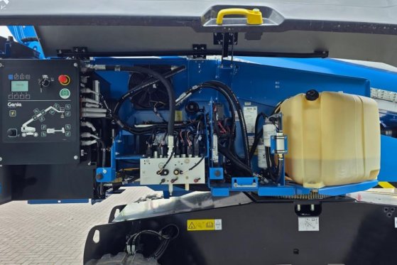 Genie S65XC Trax Valid inspection, *Guarantee! Diesel, 4 S65XC Trax Valid inspection, *Guarantee! Diesel, 4 2026 2 image 13