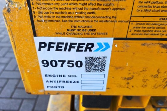 Haulotte Compact 8 Electric, 8.2m Working Height, 350kg Cap Haulotte Compact 8 Electric, 8.2m Working Height, 350kg Cap 20...