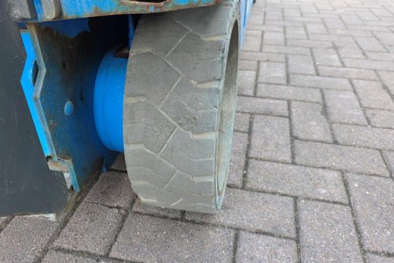 Genie GS2632 Electric, Batteries 2025, 10m Working Heigh GS2632 Electric, Batteries 2025, 10m Working Heigh 2011 2 Scissor...