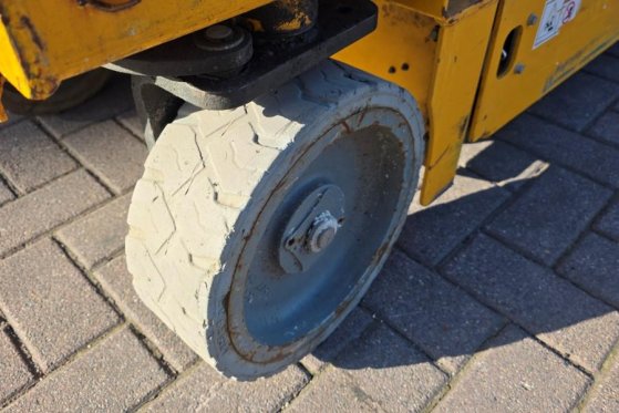 Haulotte Optimum 8 Electric, 7.77m Working Height, 230kg Ca Haulotte Optimum 8 Electric, 7.77m Working Height, 230kg Ca 20...