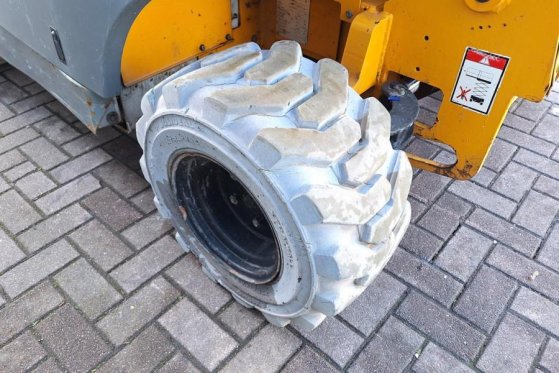 Haulotte Compact 12RTE Electric, 12m Working Height, 450kg Haulotte Compact 12RTE Electric, 12m Working Height, 450kg 2008...