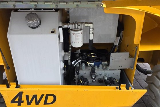 Haulotte Compact 12DX Diesel, 4x4 Drive, 12m Working Height Haulotte Compact 12DX Diesel, 4x4 Drive, 12m Working Height 20...