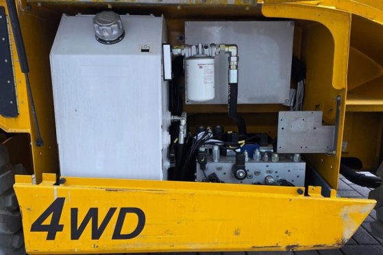 Haulotte Compact 12DX Diesel, 4x4 Drive, 12m Working Height Haulotte Compact 12DX Diesel, 4x4 Drive, 12m Working Height 20...