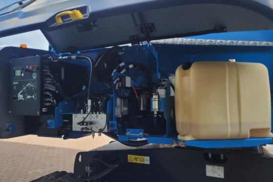 Genie S65XC Trax Valid inspection, *Guarantee! Diesel, 4 S65XC Trax Valid inspection, *Guarantee! Diesel, 4 2023 2 image 14