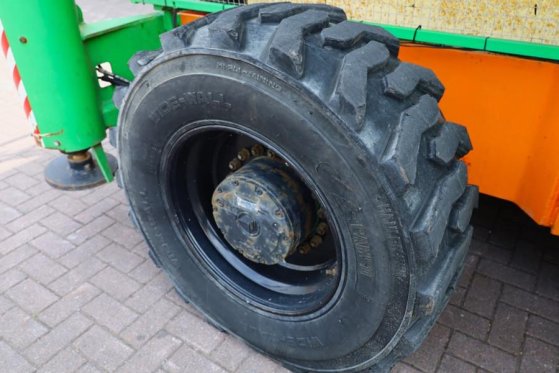 Holland Lift Megastar G-320DL30-4WDS/N Diesel, 4x4x4 Drive, 34m Holland lift Megastar G-320DL30-4WDS/N Diesel, 4x4x4 Drive...
