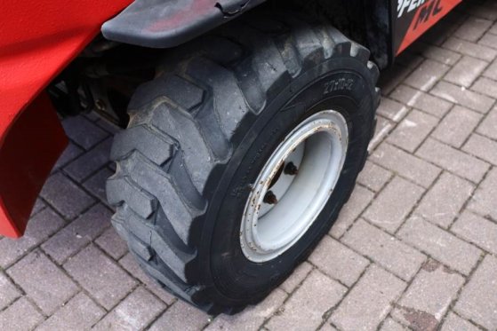 Manitou MC30-4 Valid Inspection, *Guarantee, Diesel, 4x4 D MC30-4 Valid Inspection, *Guarantee, Diesel, 4x4 D 2020 2 Rough...