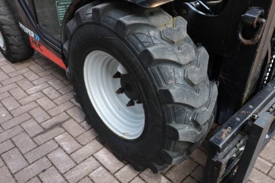 Manitou MC25-4 Valid Inspection, *Guarantee, Diesel, 4x4 D MC25-4 Valid Inspection, *Guarantee, Diesel, 4x4 D 2021 2 Rough...