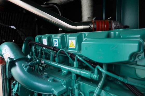 Cummins C550D5Q Declaration of Conformity, Diesel, 550kVA, C550D5Q Declaration of Conformity, Diesel, 550kVA, 2025 2 Gener...