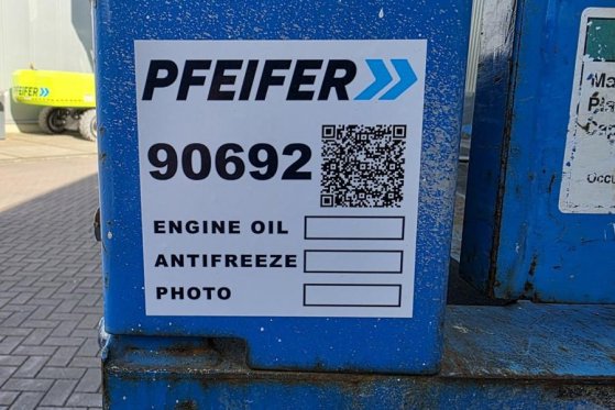 Genie GS2632 Electric, 10m Working Height, Non Marking T GS2632 Electric, 10m Working Height, Non Marking T 2011 2 Scissor...