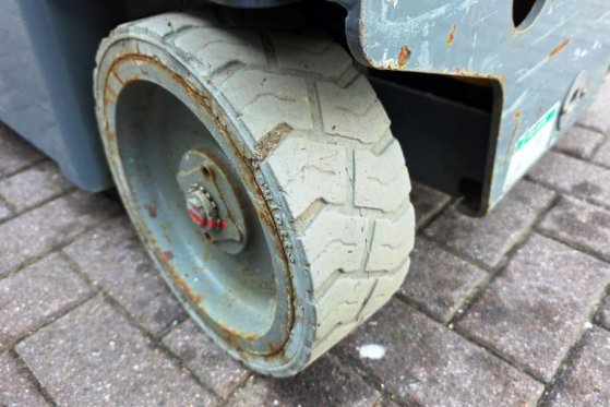 Haulotte Star 6 Electric, Non Marking Tyres, 5.8m Working H Haulotte Star 6 Electric, Non Marking Tyres, 5.8m Working H 20...