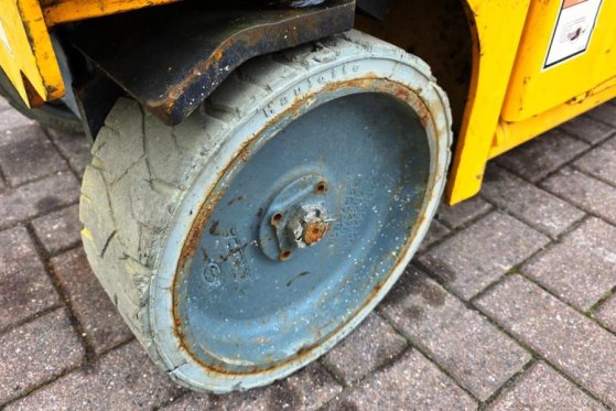 Haulotte Compact 8 Electric, 8.2m Working Height, 350kg Cap Haulotte Compact 8 Electric, 8.2m Working Height, 350kg Cap 20...