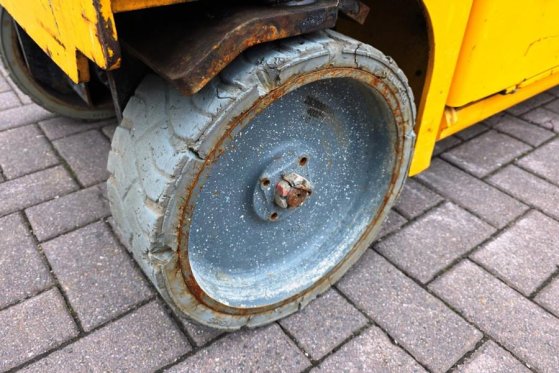 Haulotte Compact 10N Electric, 10m Working Height, 230kg Ca Haulotte Compact 10N Electric, 10m Working Height, 230kg Ca 20...