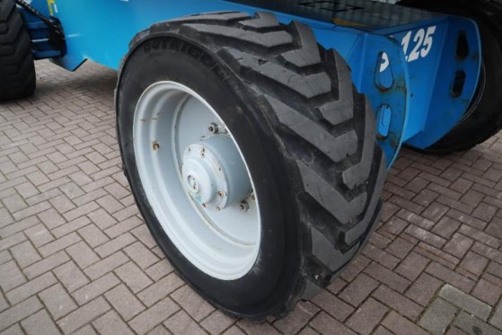 Genie S125 Diesel, 4x4x4 Drive, 40.1m Working Height, 24 S125 Diesel, 4x4x4 Drive, 40.1m Working Height, 24 2016 2 image 29