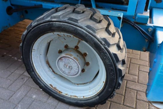 Genie GS4390 Diesel, 4x4 Drive, 15m Working Height, 680k GS4390 Diesel, 4x4 Drive, 15m Working Height, 680k 2012 2 Scissor...