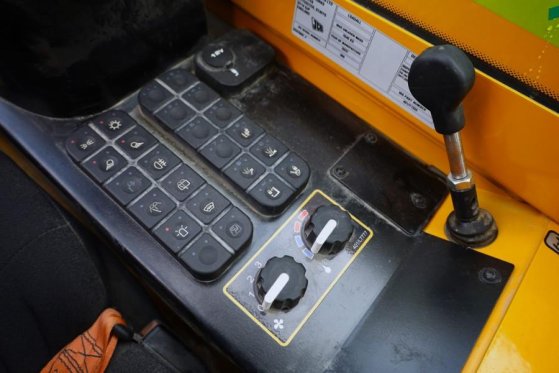 JCB 525-60E Fully Electric, 2500kg Capacity, 6m Liftin 525-60E Fully Electric, 2500kg Capacity, 6m Liftin 2022 2 image 14