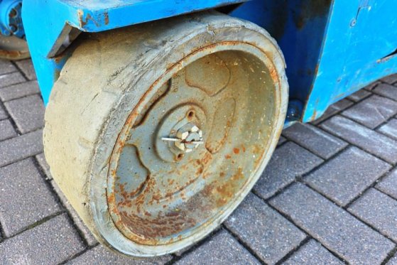 Genie GS3246 Electric, Batteries(12-2024), Working Heigh GS3246 Electric, Batteries(12-2024), Working Heigh 2008 2 Scissor...