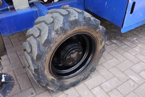 Haulotte H15SX Diesel, 4x4 Drive 15 Working Height, 500kg C Haulotte H15SX Diesel, 4x4 Drive 15 Working Height, 500kg C 20...