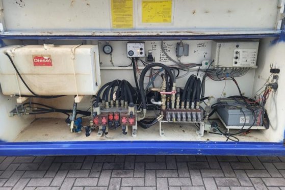 Liftlux SL205-25 D4WDS/P As-Is, Diesel, 4x4 Drive, Hydraul Liftlux SL205-25 D4WDS/P As-Is, Diesel, 4x4 Drive, Hydraul 2001...