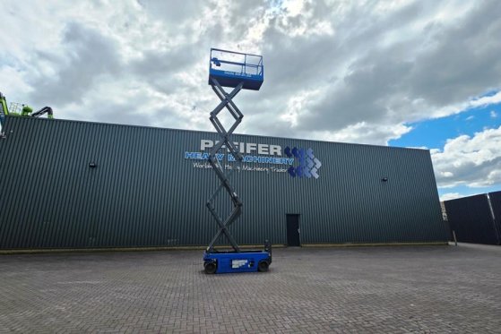 Genie GS2632 Electric, 10m Working Height, 227kg Capacit GS2632 Electric, 10m Working Height, 227kg Capacit 2011 2 Scissor...