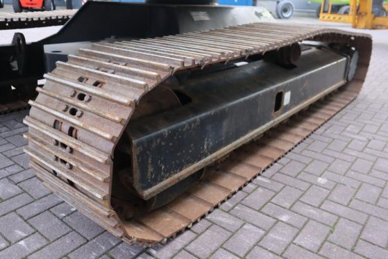 JLG 660SJC Diesel, Steel Tracks, 22.3m Working Height, 660SJC Diesel, Steel Tracks, 22.3m Working Height, 2014 2 image 14