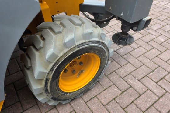 Haulotte COMPACT 10DX Diesel, 4x4 Drive, 10.2m Working Heig Haulotte COMPACT 10DX Diesel, 4x4 Drive, 10.2m Working Heig 20...