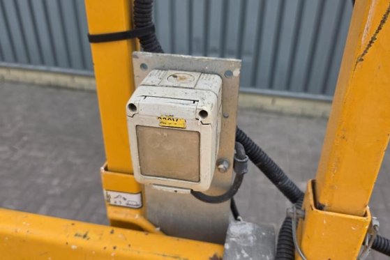 Haulotte Compact 12DX Diesel, 4x4 Drive, 12m Working Height Haulotte Compact 12DX Diesel, 4x4 Drive, 12m Working Height 20...