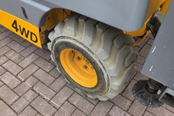Haulotte Compact 12DX Diesel, 4x4 Drive, 12m Working Height Haulotte Compact 12DX Diesel, 4x4 Drive, 12m Working Height 20...