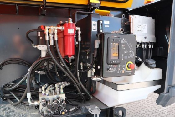 Haulotte HT16RTJ PRO Diesel, 4x4x4 Drive, 16.1m Working Hei Haulotte HT16RTJ PRO Diesel, 4x4x4 Drive, 16.1m Working Hei 20...