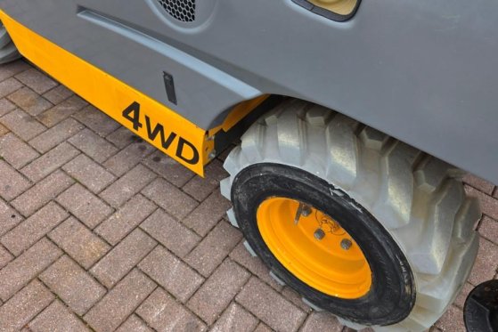 Haulotte COMPACT 10DX Diesel, 4x4 Drive, 10.2m Working Heig Haulotte COMPACT 10DX Diesel, 4x4 Drive, 10.2m Working Heig 20...