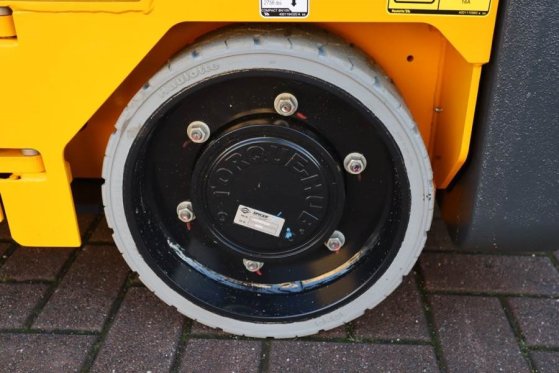 Haulotte Compact 8N Valid inspection, *Guarantee! 8m Workin Haulotte Compact 8N Valid inspection, *Guarantee! 8m Workin 20...