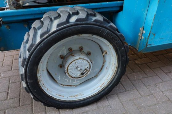 Genie GS4390 Diesel, 4x4 Drive, 15m Working Height, 680k GS4390 Diesel, 4x4 Drive, 15m Working Height, 680k 2012 2 Scissor...