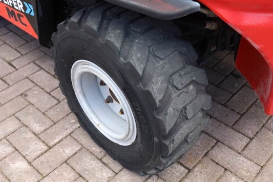 Manitou MC30-4 Valid Inspection, *Guarantee, Diesel, 4x4 D MC30-4 Valid Inspection, *Guarantee, Diesel, 4x4 D 2020 2 Rough...