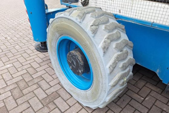 Holland Lift Megastar G320DL30 4WDS/N Diesel, 4x4x4 Drive, 34m Holland lift Megastar G320DL30 4WDS/N Diesel, 4x4x4 Drive, ...