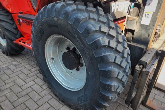 Manitou M30-4 Valid Inspection, *Guarantee, Diesel, 4x4 Dr M30-4 Valid Inspection, *Guarantee, Diesel, 4x4 Dr 2015 2 Rough...