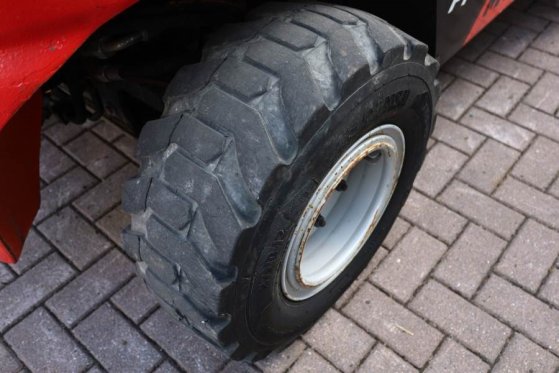 Manitou MC25-4 Valid Inspection, *Guarantee, Diesel, 4x4 D MC25-4 Valid Inspection, *Guarantee, Diesel, 4x4 D 2021 2 Rough...