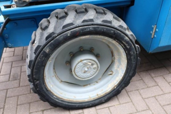 Genie GS5390 Diesel, 4x4 Drive, 18.15m Working Height, 6 GS5390 Diesel, 4x4 Drive, 18.15m Working Height, 6 2013 2 Scissor...