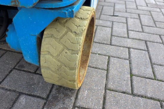 Genie GS1932 Electric, Working Height 7.8 m, 227kg Capac 4842 2010 2 image 15