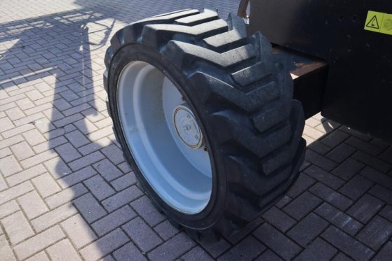 Genie Z60/37FE Valid Inspection, *Guarantee! Hybrid, 4x4 Z60/37FE Valid Inspection, *Guarantee! Hybrid, 4x4 2017 2 image 30