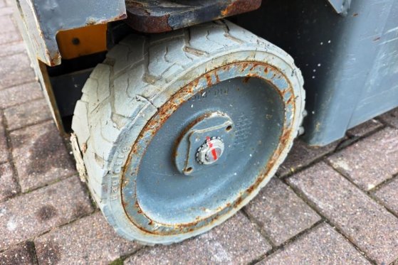 Haulotte Star 6 Electric, Non Marking Tyres, 5.8m Working H Haulotte Star 6 Electric, Non Marking Tyres, 5.8m Working H 20...