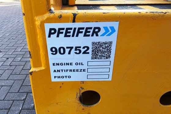 Haulotte Compact 8 Electric, 8.2m Working Height, 350kg Cap Haulotte Compact 8 Electric, 8.2m Working Height, 350kg Cap 20...