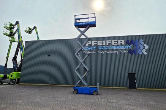 Genie GS2632 Electric, 10m Working Height, Non Marking T GS2632 Electric, 10m Working Height, Non Marking T 2013 2 Scissor...