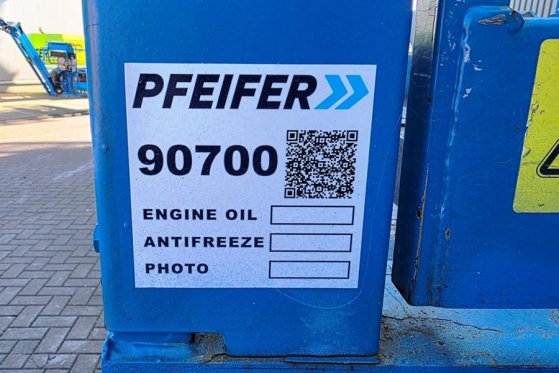 Genie GS2632 Electric, 10m Working Height, Non Marking T GS2632 Electric, 10m Working Height, Non Marking T 2015 2 Scissor...