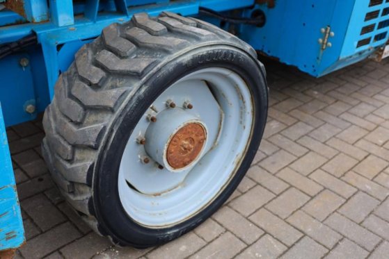 Genie GS4390 Diesel, 4x4 Drive, 15m Working Height, 680k GS4390 Diesel, 4x4 Drive, 15m Working Height, 680k 2012 2 Scissor...