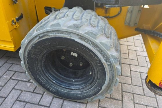 Holland Lift Combistar B-195DL25 4WD/P/N Diesel, 21.5m Working Holland lift Combistar B-195DL25 4WD/P/N Diesel, 21.5m Work...