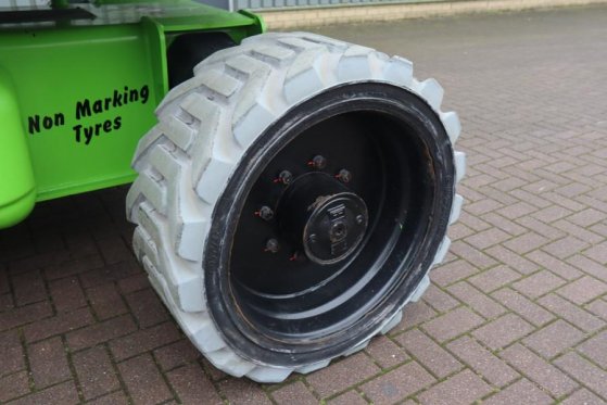 Niftylift HR28 HYBRIDE Hybrid, 4x4 Drive, 28m Working Height Niftylift HR28 HYBRIDE Hybrid, 4x4 Drive, 28m Working Height ...
