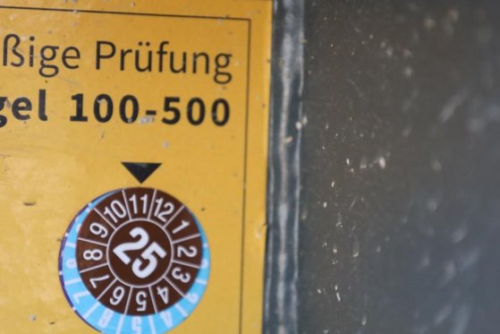 Holland Lift Ecostar HL-9714 Electric, 12m Working Height, 325k Holland lift Ecostar HL-9714 Electric, 12m Working Height,...