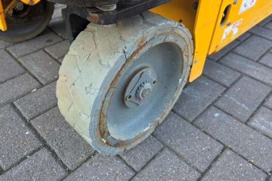 Haulotte Optimum 8 Electric, 7.77m Working Height, 230kg Ca Haulotte Optimum 8 Electric, 7.77m Working Height, 230kg Ca 20...