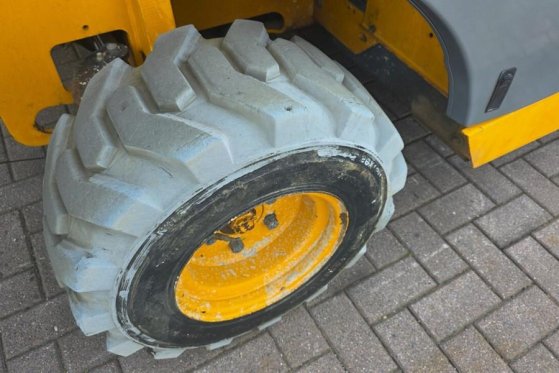 Haulotte COMPACT 10DX Diesel, 4x4 Drive, 10.2m Working Heig Haulotte COMPACT 10DX Diesel, 4x4 Drive, 10.2m Working Heig 20...