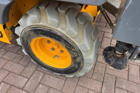 Haulotte Compact 12DX Diesel, 4x4 Drive, 12m Working Height Haulotte Compact 12DX Diesel, 4x4 Drive, 12m Working Height 20...